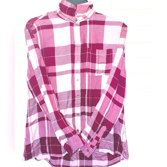 True Craft button up plaid women's shirt- Size Medium - Picture 2 of 3